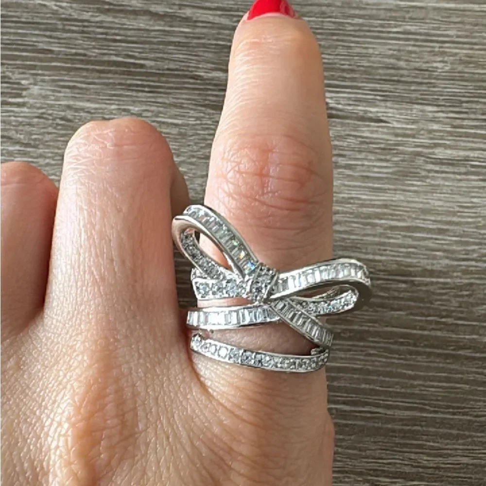 Bow ring A435